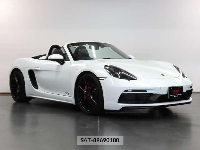 Porsche 718 Boxster 2019-06 7223529-1