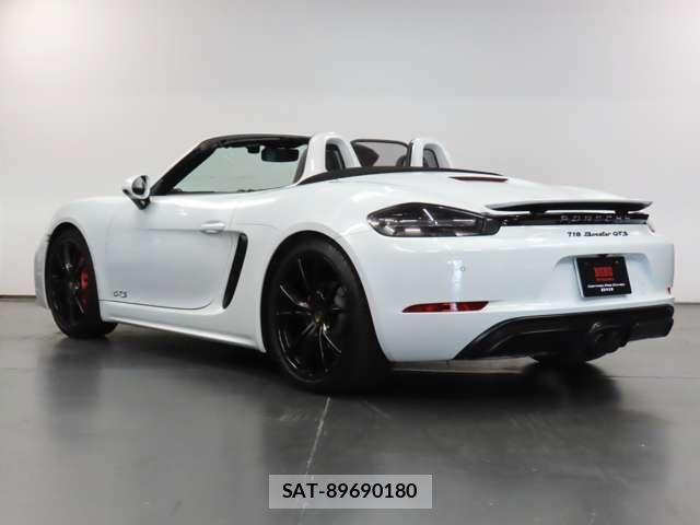 Porsche 718 Boxster 2019-06 7223529-7