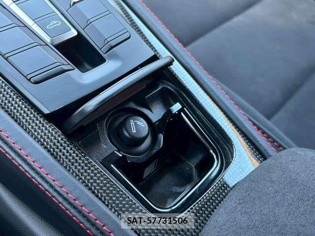 Porsche 718 Boxster 2024-03 7251910-17