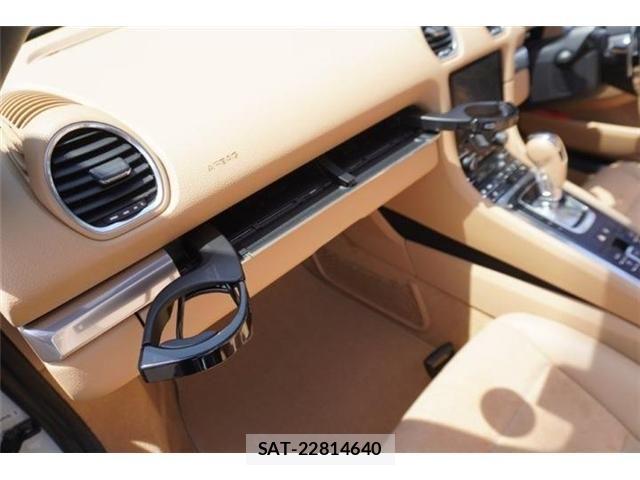Porsche 718 Boxster 2017-05 7250346-25