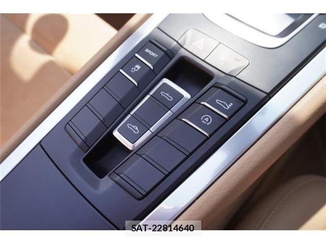 Porsche 718 Boxster 2017-05 7250346-27