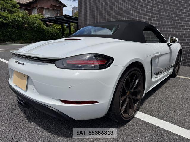 Porsche 718 Boxster 2025-03 7788202-5