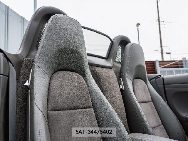 Porsche 718 Boxster 2017-12 7878768-13