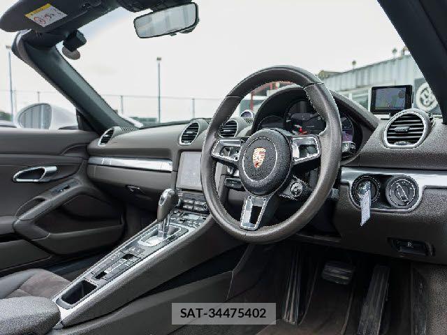 Porsche 718 Boxster 2017-12 7878768-25