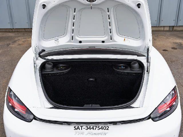 Porsche 718 Boxster 2017-12 7878768-6