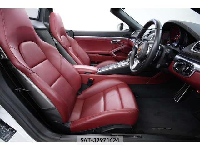 Porsche 718 Boxster 2018-12 7903225-14
