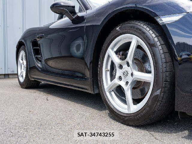 Porsche 718 Boxster 2017-03 8075116-1