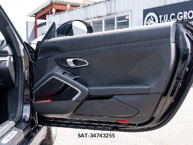 Porsche 718 Boxster 2017-03 8075116-21