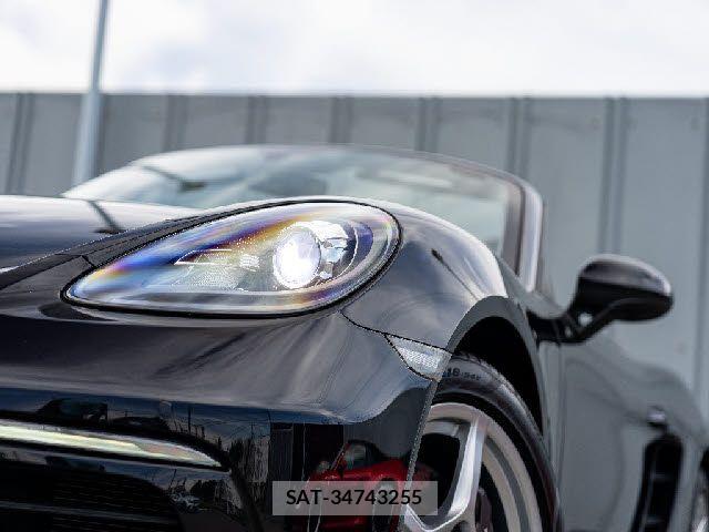Porsche 718 Boxster 2017-03 8075116-29