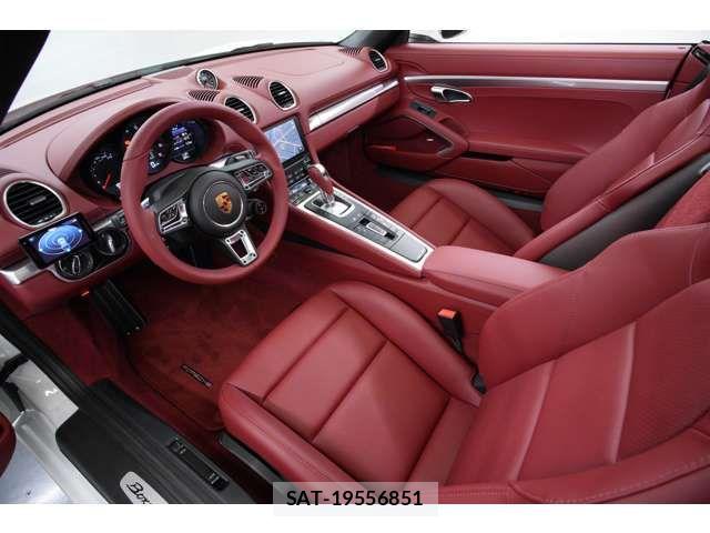 Porsche 718 Boxster 2023-12 8231297-1