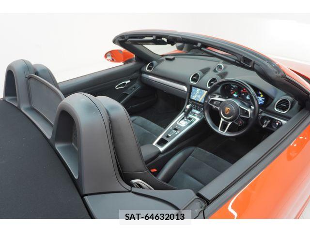 Porsche 718 Boxster 2017-01 8246331-13