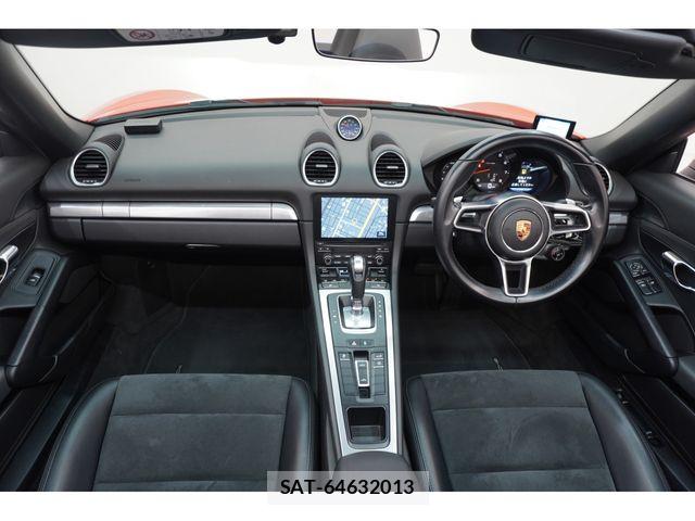 Porsche 718 Boxster 2017-01 8246331-24