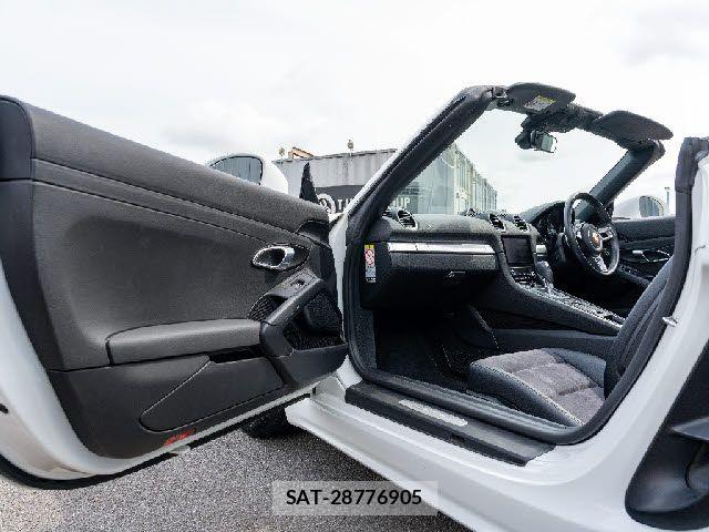 Porsche 718 Boxster 2017-06 7878767-23