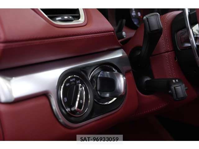 Porsche 718 Boxster 2025-02 8337381-11