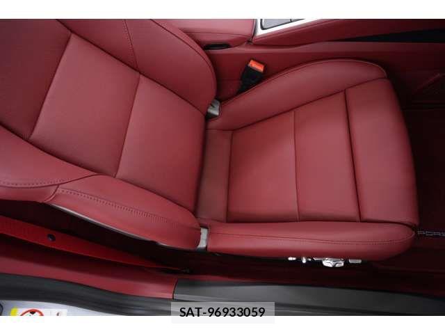 Porsche 718 Boxster 2025-02 8337381-6