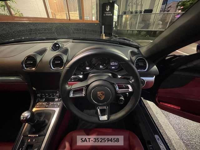 Porsche 718 Boxster 2023-06 8745193-16
