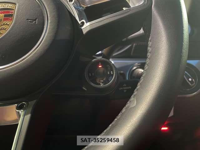 Porsche 718 Boxster 2023-06 8745193-17