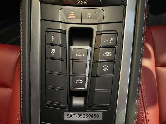 Porsche 718 Boxster 2023-06 8745193-19