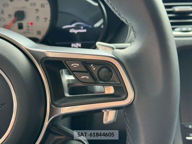 Porsche 718 Cayman 2024-03 1042641-11