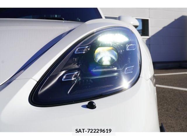 Porsche 718 Cayman 2020-12 2352575-12
