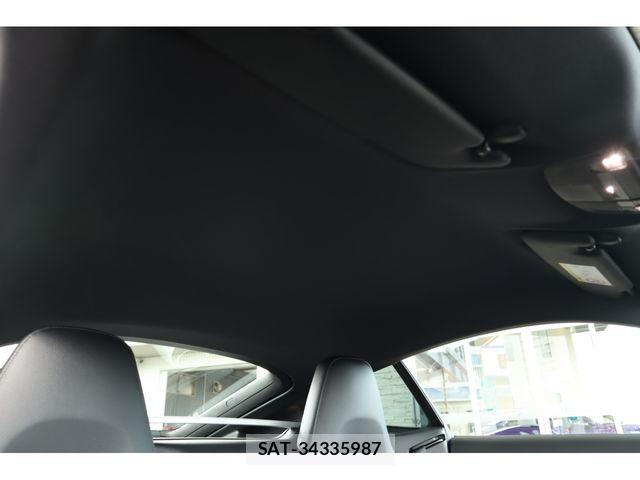 Porsche 718 Cayman 2019-06 6673138-11