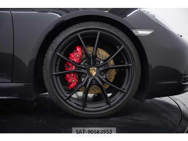 Porsche 718 Cayman 2019-05 6816551-9