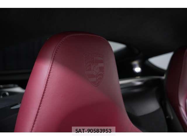 Porsche 718 Cayman 2019-05 6816551-8