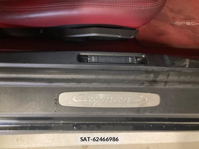 Porsche 718 Cayman 2017-11 7021233-12