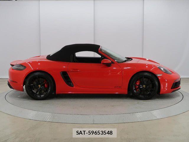 Porsche 718 Cayman 2018-11 7272700-6