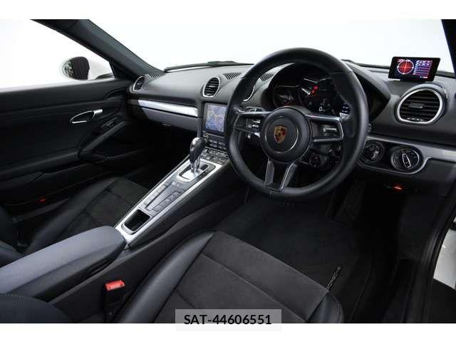 Porsche 718 Cayman 2018-03 7509681-12