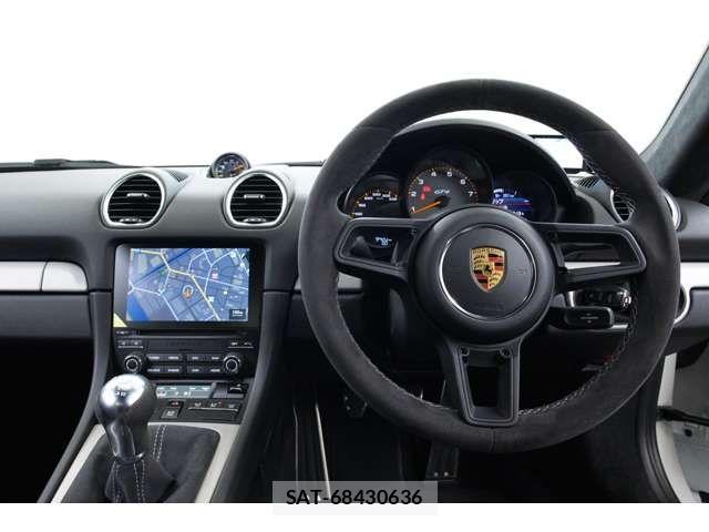 Porsche 718 Cayman 2021-03 7509663-10