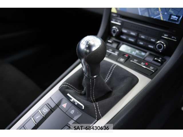 Porsche 718 Cayman 2021-03 7509663-12