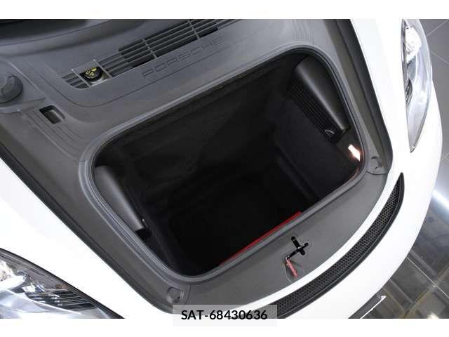 Porsche 718 Cayman 2021-03 7509663-17