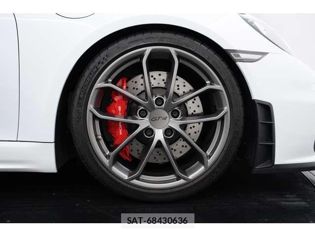 Porsche 718 Cayman 2021-03 7509663-4