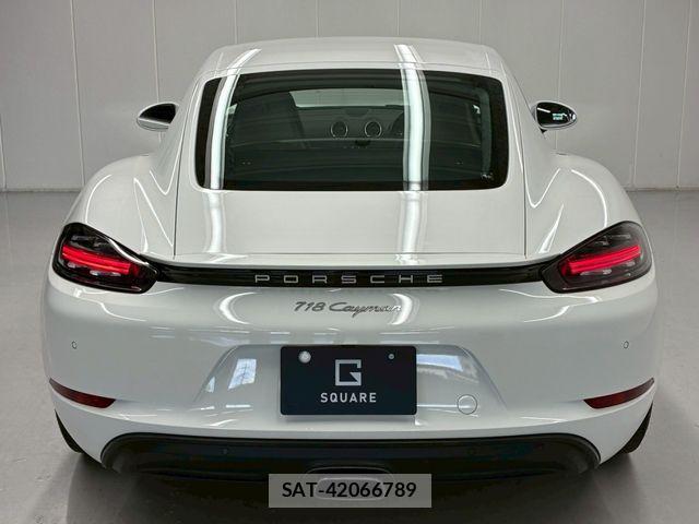 Porsche 718 Cayman 2019-10 7619180-13