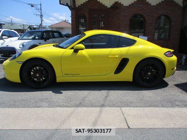 Porsche 718 Cayman 2020-12 7788203-4