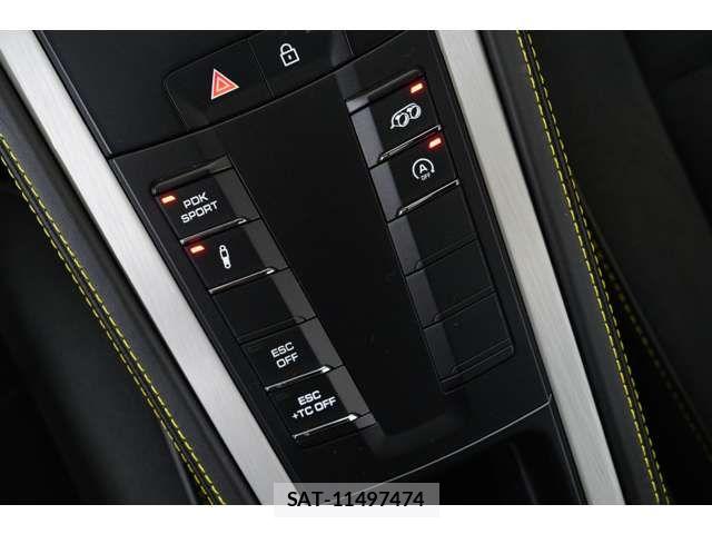 Porsche 718 Cayman 2022-09 7788204-5