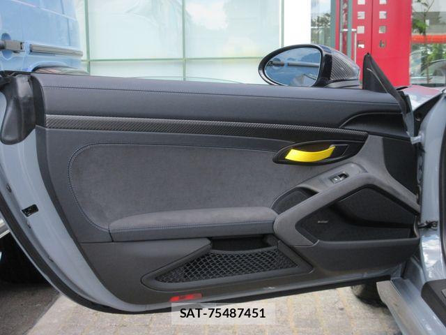 Porsche 718 Cayman 2025-07 8037597-20