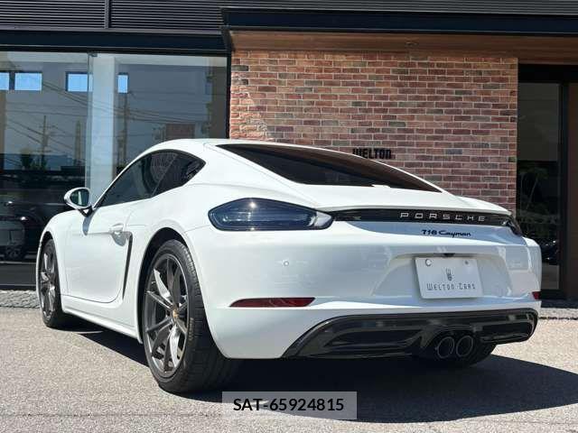 Porsche 718 Cayman 2023-09 8209531-6