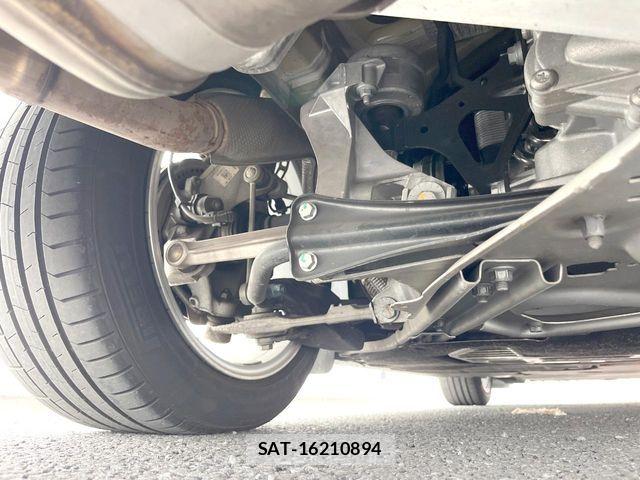 Porsche 718 Cayman 2021-04 8231296-18