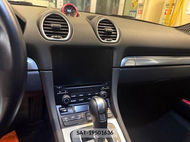 Porsche 718 Cayman 2017-12 8246332-15