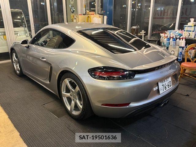 Porsche 718 Cayman 2017-12 8246332-2