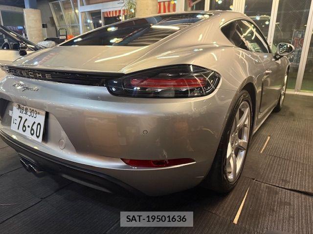 Porsche 718 Cayman 2017-12 8246332-3