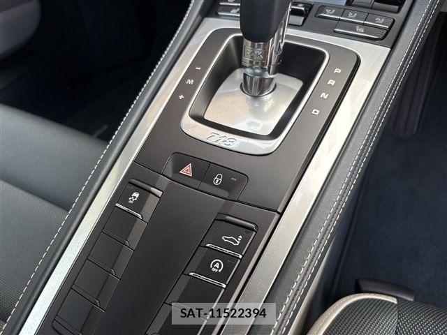 Porsche 718 Cayman 2018-09 8316377-18