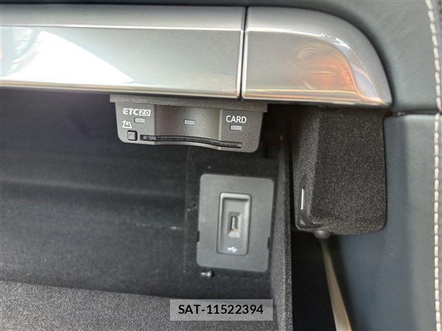 Porsche 718 Cayman 2018-09 8316377-20