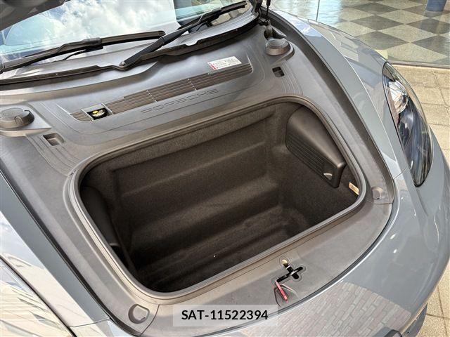 Porsche 718 Cayman 2018-09 8316377-26