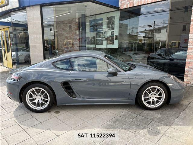 Porsche 718 Cayman 2018-09 8316377-2