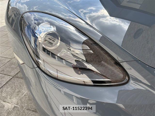 Porsche 718 Cayman 2018-09 8316377-8