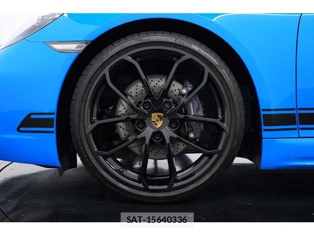Porsche 718 Cayman 2025-01 8337382-7