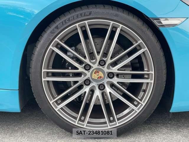 Porsche 718 Cayman 2021-01 8368102-10
